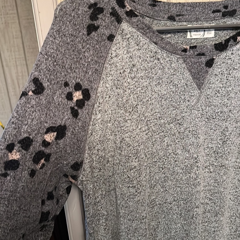 Long sleeve scoop neck - Picture 2 of 3
